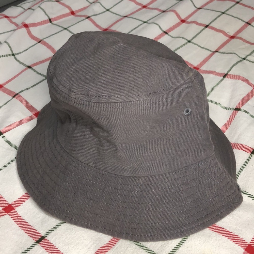 Bucket hat - Picture 4 of 4